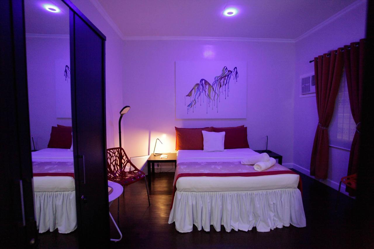 Halfway House Hostel Mactan Cebu Airport Lapu-Lapu City Exterior foto